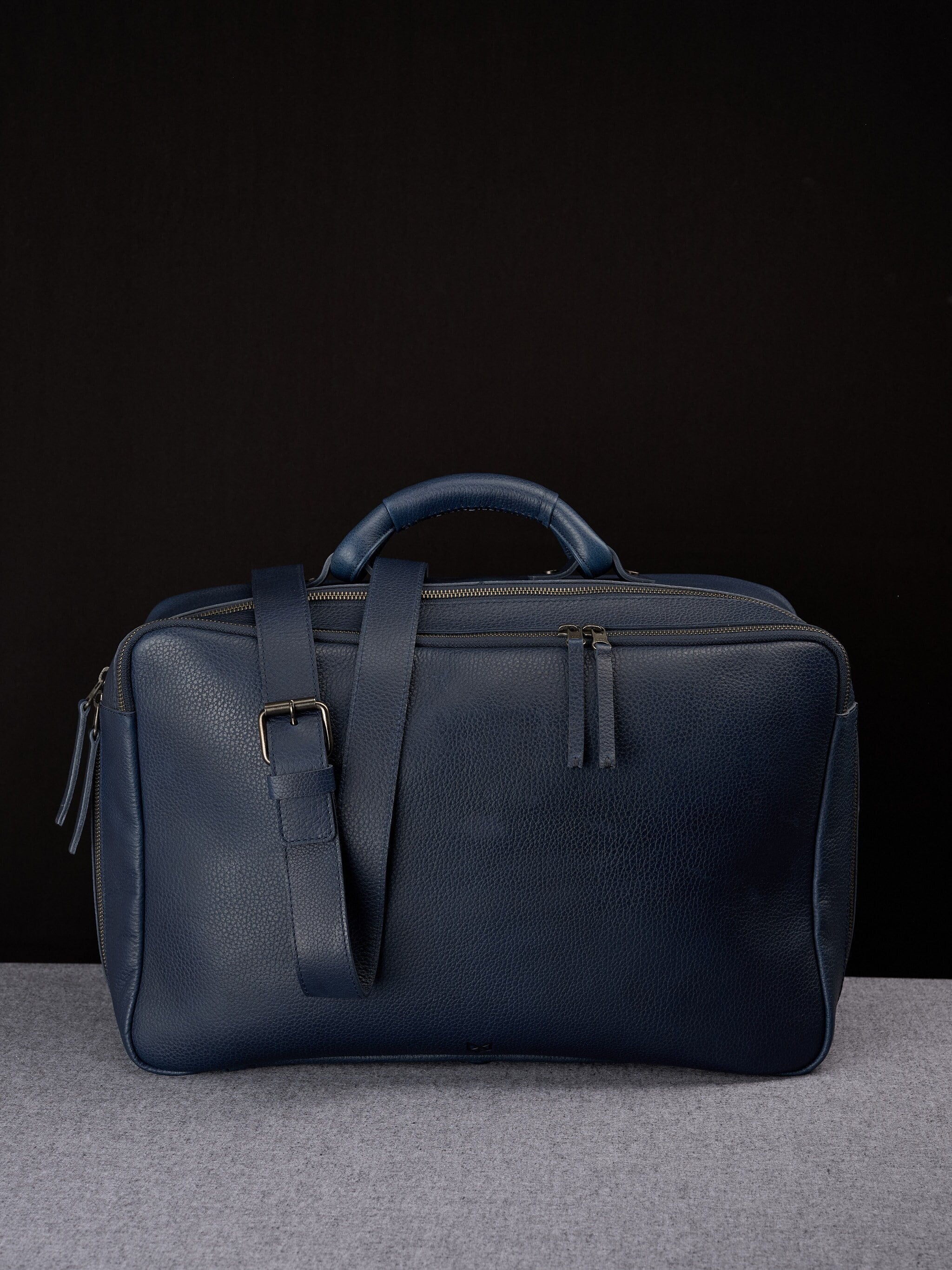 Navy Leather Weekender Duffle Bag, Leather Duffle Bag, Personalized Weekender  Bag, Weekend Travel Bag, Custom Duffle, Personalized Monogram 