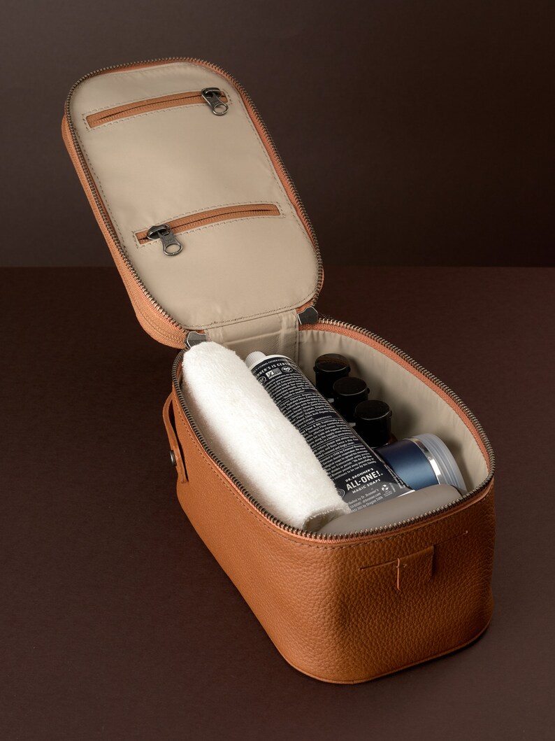 Tan Leather Dopp Kit, Handmade Personalized Toiletry Bag, Travel Shaving Kit Bag, Mens Dopp Kit, Groomsmen Gift for Men, Custom Monogram image 5
