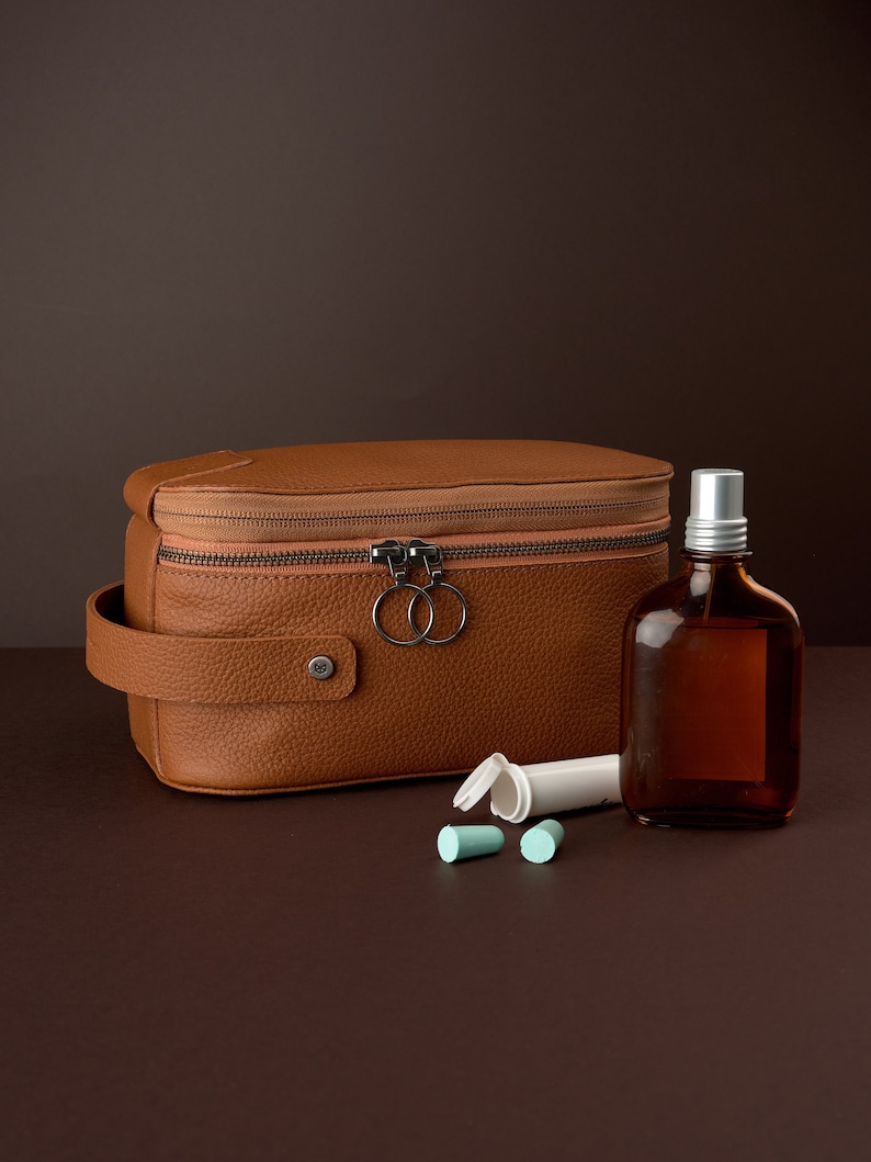 Tan Leather Dopp Kit, Handmade Personalized Toiletry Bag, Travel Shaving Kit Bag, Mens Dopp Kit, Groomsmen Gift for Men, Custom Monogram image 1