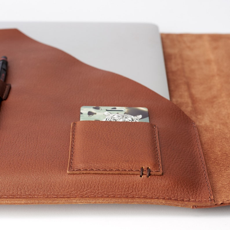 Cartera de documentos para tableta y portátil de cuero color canela para hombres, estuche para archivadores A4, organizador de trabajo empresarial. Folio Carta. Regalo de monograma personalizado imagen 5