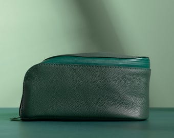 Green Leather Toiletry Bag Men, Handmade Leather Travel Kit, Wet-proof Liner, Custom Groomsmen Engraved Gift