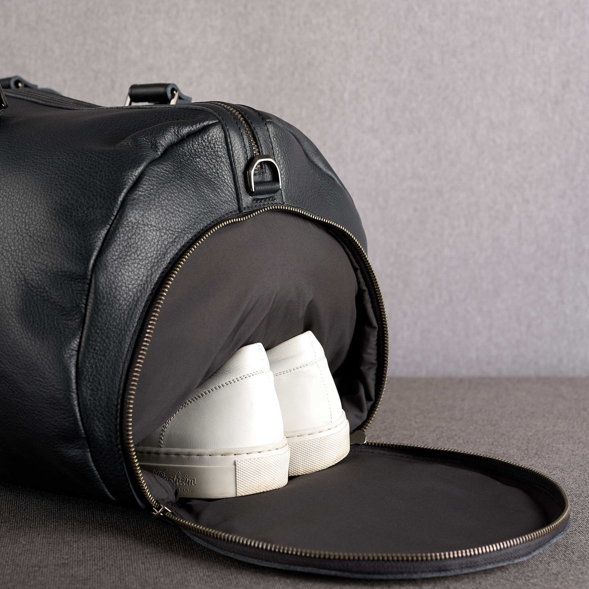 Grey Leather Duffle Bag Men Medium Shoulder Travel Weekender 