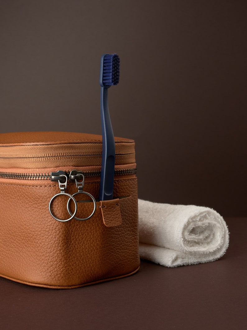 Tan Leather Dopp Kit, Handmade Personalized Toiletry Bag, Travel Shaving Kit Bag, Mens Dopp Kit, Groomsmen Gift for Men, Custom Monogram image 3