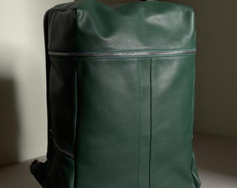 Green Leather Laptop Backpack, Travel Rucksack, MacBook 17 Backpack, MacBook 16 Bag for Men. Daypack City Bag, Custom Emboss Monogram Gift
