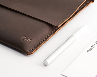 Brown Leather Pixelbook and Pixelbook Go Case, Men Handmade Google Sleeve, Protective Folio, Pen Holder, Tech Carrying Bag, Custom Monogram