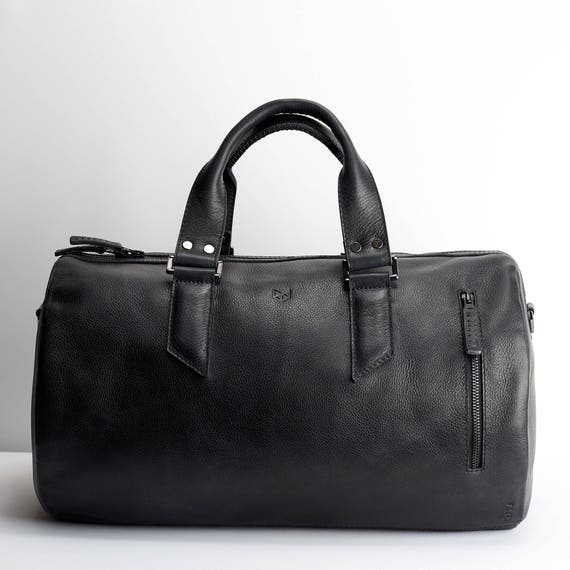 Black Leather Travel Duffel Bag For Men & Women – Manntara Co.