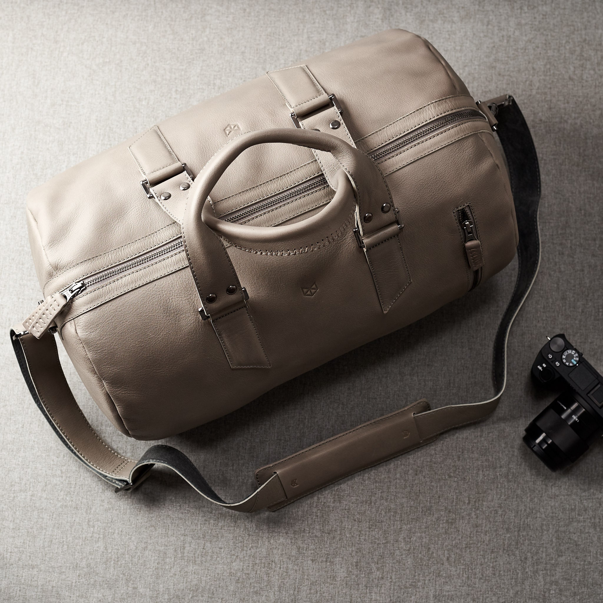 leather sports holdall
