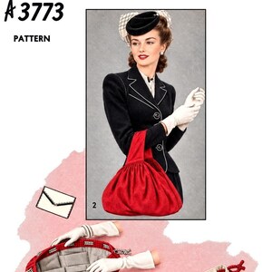 Puede incluir: Un patrón de costura numerado 3773 que muestra un bolso rojo fruncido, un sobre pequeño y tres variantes de bolsas con cordón. Las bolsas se presentan en tela roja, tela blanca y un patrón de cuadros rojos y blancos con cordones.
