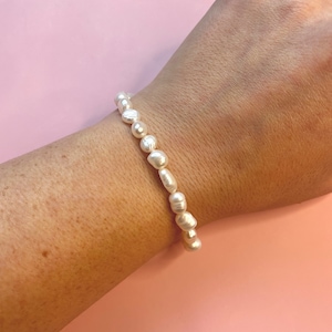 Freshwater pearl bracelet