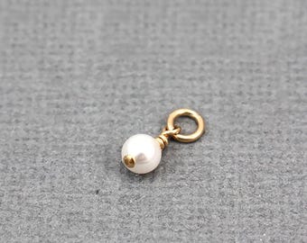 Süßwasserperle Gold Anhänger: 4 mm zierlicher Gold-gefüllter Anhänger