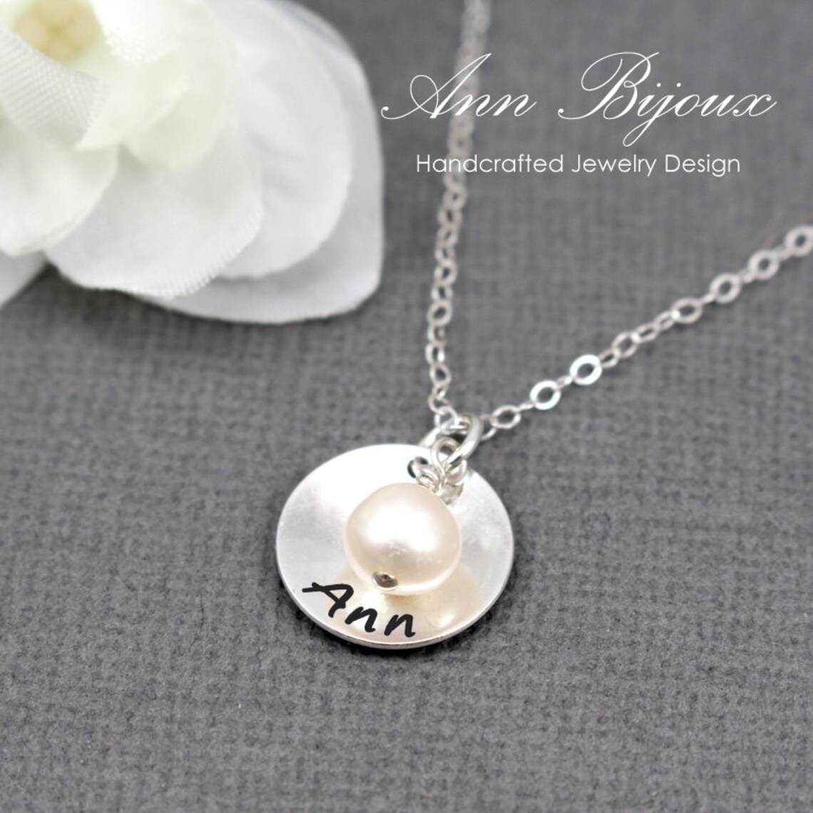 Personalized Name Necklace Name and Pearl Necklace Mother Etsy