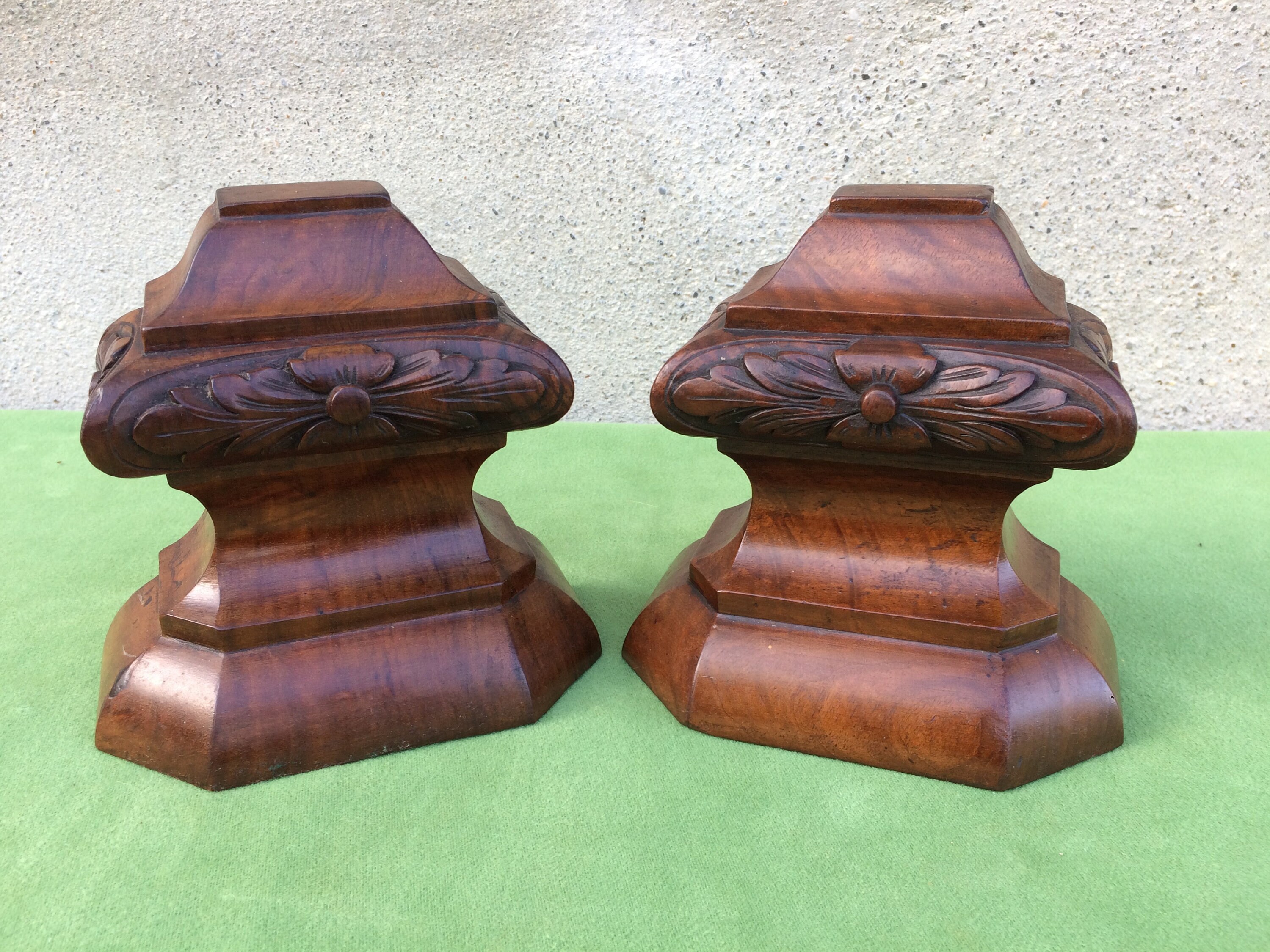 Finials en Bois Ancien, Paire de Français Meubles Anciens Finials, Bois Récupéré Architectural, Fini