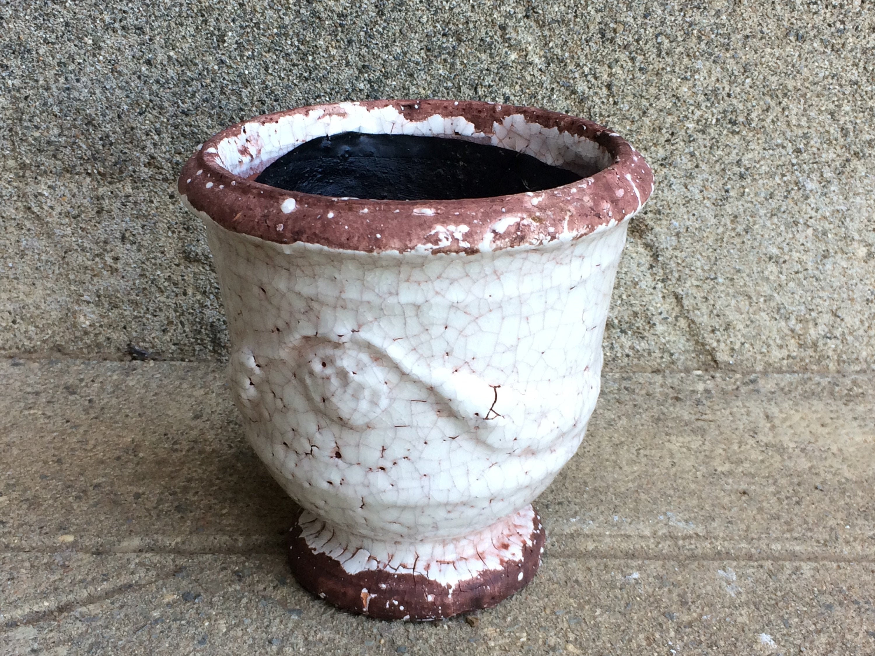 Vintage Cache Pot Part Glazed Français Vintage Terracotta Bulb Planter ou Flower Holder, Trouvé et F