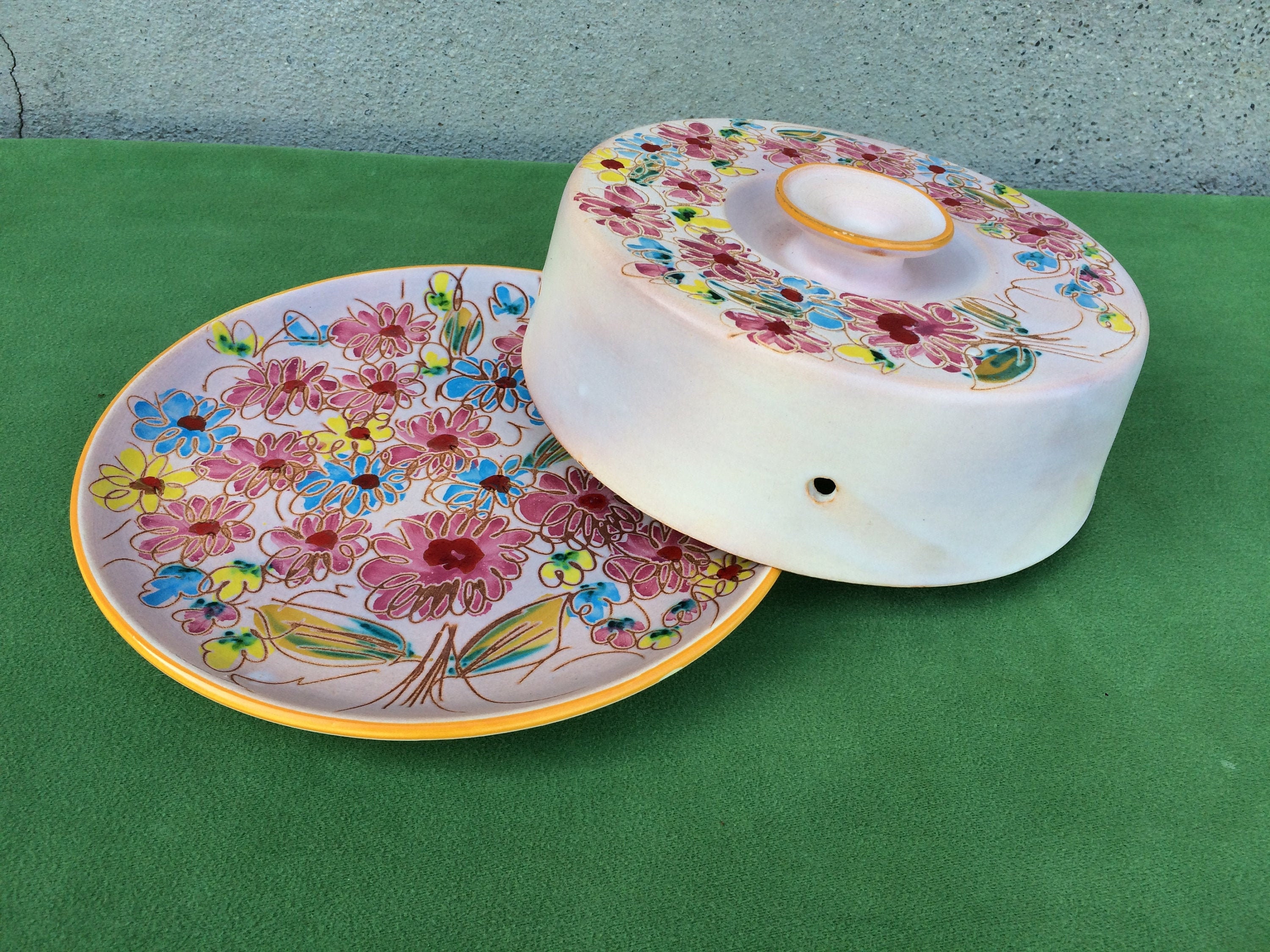 Pink Cake Stand Assiette à Gâteau ou Cloche, Français Assiette Vintage Faite La Main Vallauris Flora