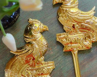 Chiluka Hastham - Brass parrot side hands