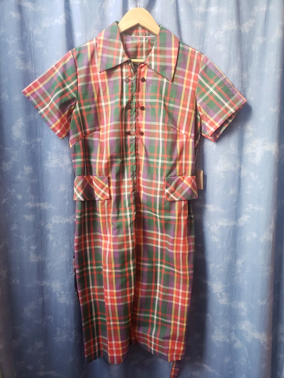 Vintage 1960's /1970's Sears Roebuck Plaid Front Z