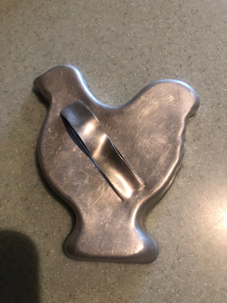 Rabbit. Chick and Lion Aluminum Cookie Cutters, Vintage Chick 1