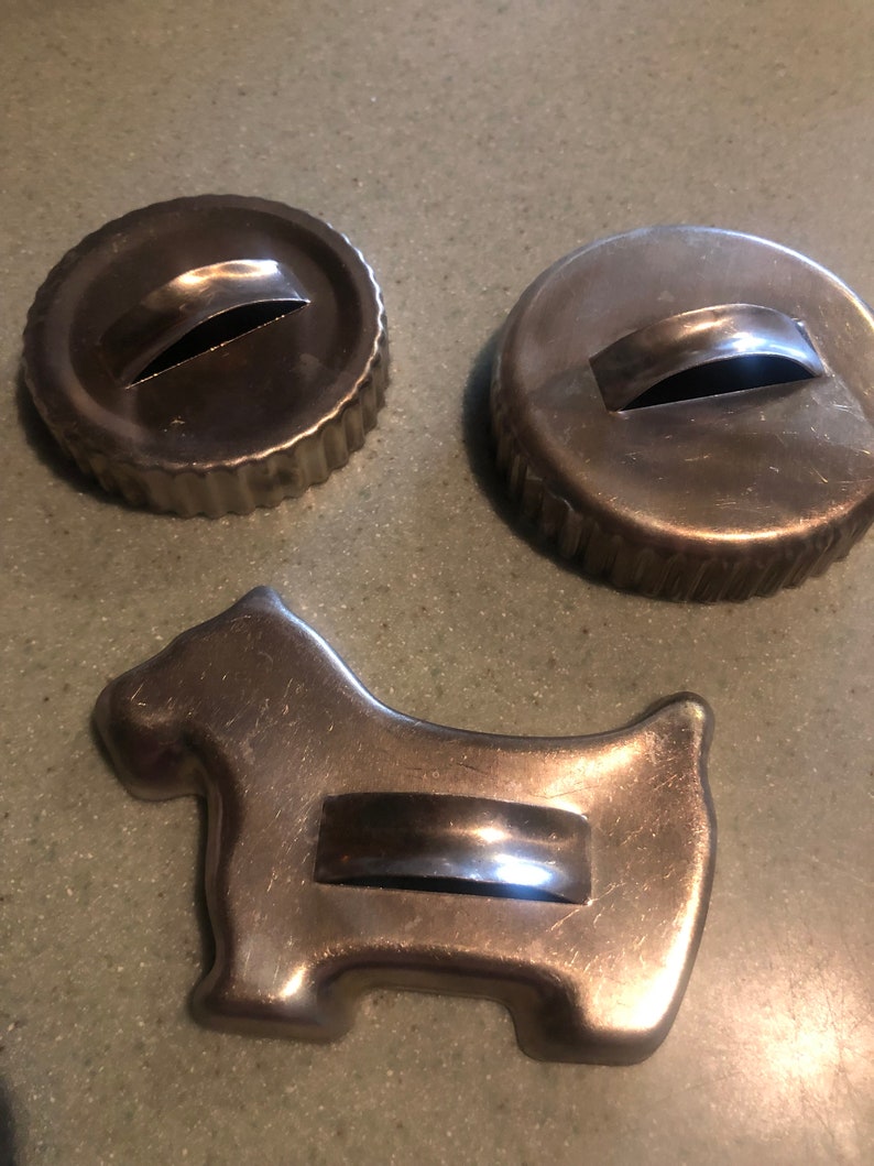 Vintage Aluminum Christmas Cookie Cutters with handles, Scottie Dog and Two Circle cutters image 1