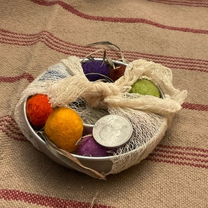 Primitive Colors 100% Felted Wool Eggs, 3/4 or 1 with krinkled kraft grasses in a ticking basket image 2