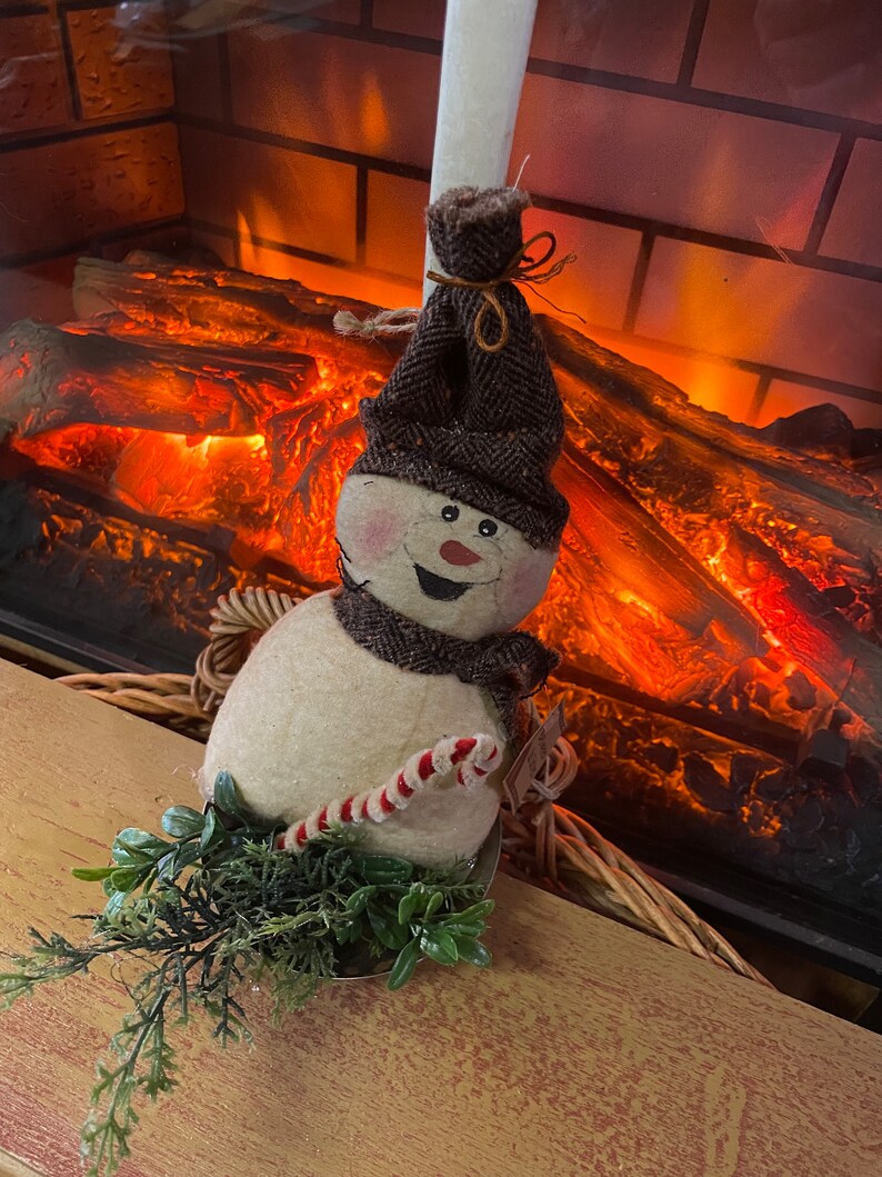 Scoop, Primitive Snowman B