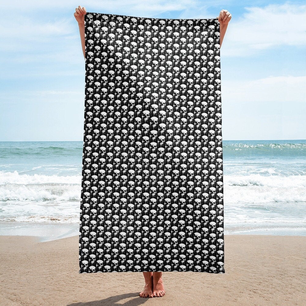 Festive Hol Skulls Beach Towel East Urban Home Material: Microfiber