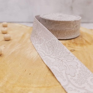 Handmade Tape For Binding - Elastic Bias Tape - Single or Double Fold - 100% Cotton - Light Grey Acorns And Leaves - Sold Per METRE or YARD