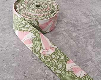 Biaisband - 100% Katoen - Handgemaakt - Enkele vouw - Tilda - Roze witte bloemen op groen - 25 mm/1" breed - Verkocht PER METER of YARD
