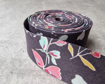 Bias Binding Tape - 100% Cotton - Handmade - Single Fold - Riley Blake Designs - Dark Grey/Black With Flowers - 25mm/1" Wide