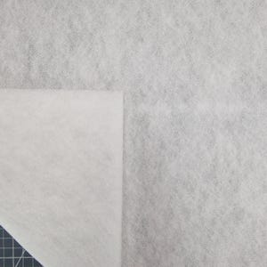 Vilene Vlieseline H640, Fusible Fleece Batting For Quilts and Bags, White, 90cm/35inch Wide image 5