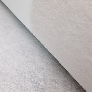 Vilene Vlieseline H640, Fusible Fleece Batting For Quilts and Bags, White, 90cm/35inch Wide image 6