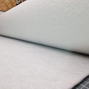 Vilene Vlieseline H640, Fusible Fleece Batting For Quilts and Bags, White, 90cm/35inch Wide image 2