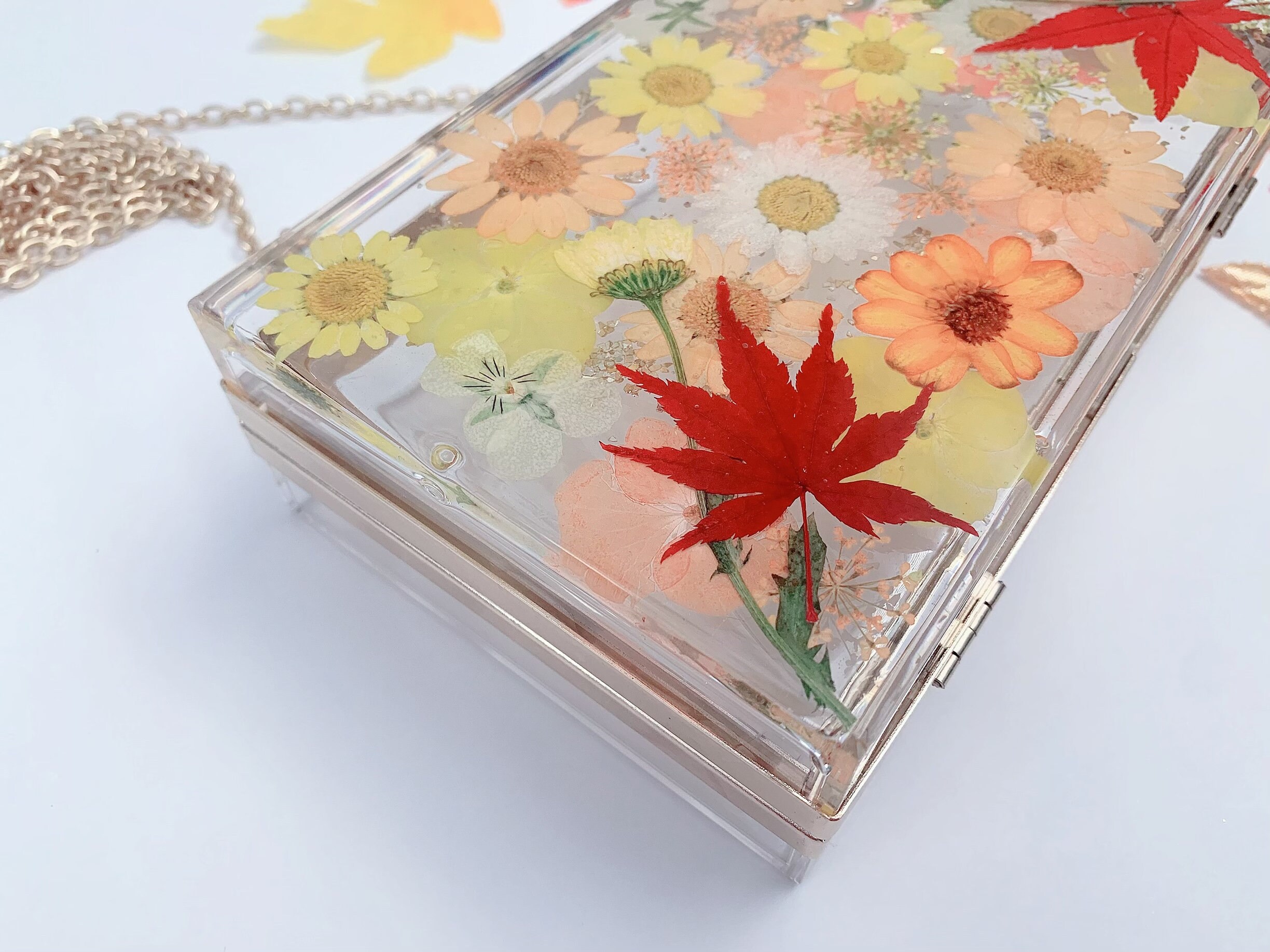 Clear Crossbody Clutch w/ dried pressed flowers / Acrylic Etsy