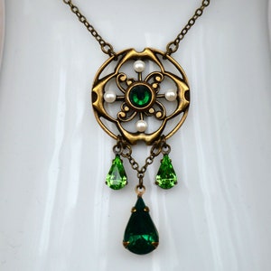 Edwardian, Art Deco, Art Nouveau Antiqued Gold Brass Emerald and Peridot Green Glass Drop Necklace