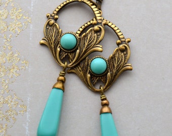 Art nouveau, art-deco oorbellen van turkoois glas, antieke koperen bloemenoorbellen