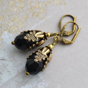 Art Nouveau Ornate Antiqued Brass Jet Black Faceted Glass Drop Earrings