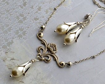 Art Nouveau Style, Antiqued Silver Brass Vintage Necklace & Earring Set with Austrian Cream Crystal Pearls
