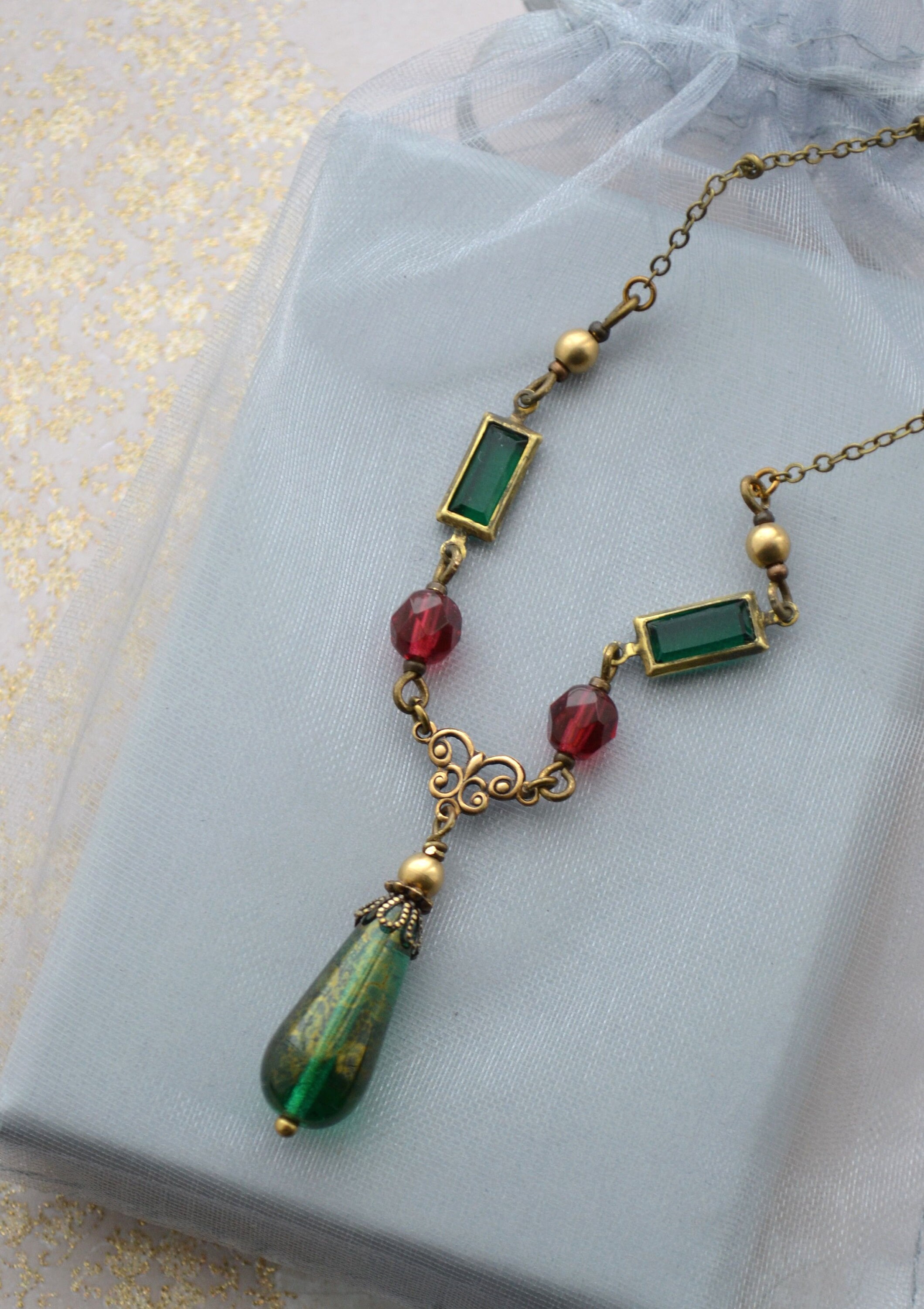 Edwardian necklaces shop