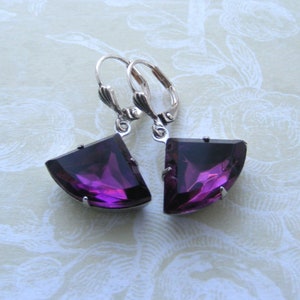 Art Deco Earrings, Amethyst Purple Amethyst Earrings, Antiqued Silver Earrings, Vintage Czech Glass Fan Drop Earrings