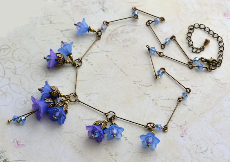 Art Nouveau Handmade Hand Painted Vintage Style Bluebell Lucite Flower Necklace image 2