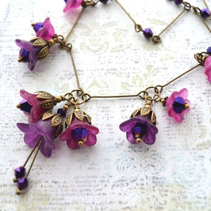 Art Nouveau Handmade Hand Painted Vintage Style Shades of Purple and Plum Lucite Flower Necklace