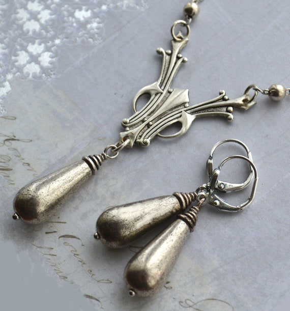 Art Deco, Art Nouveau, Antiqued Silver Brass Teardrop Necklace and Earring Set