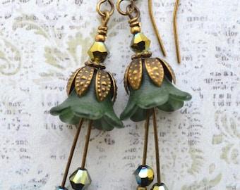 Boucles D'oreilles Pendantes Vintage Art Nouveau - Fait Main - Verre Et Métal Doré - Fermoir Dormeuse - Occasion