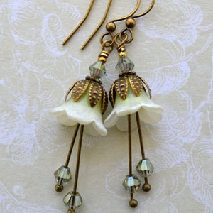 Art Nouveau Handmade Vintage Style Snowdrop White Woodland Flower Earrings