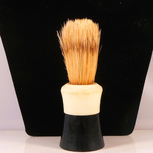 Ever Ready 100T Shaving Brush Vintage Badger Hard Plastic Cream and Black Made In USA