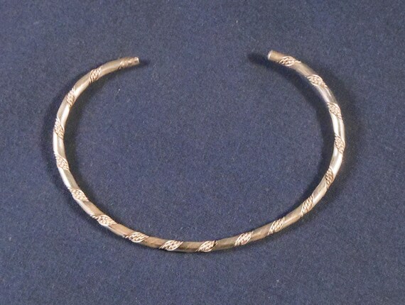 Sterling Silver Thin Cuff Bracelet With Twist Rop… - image 3