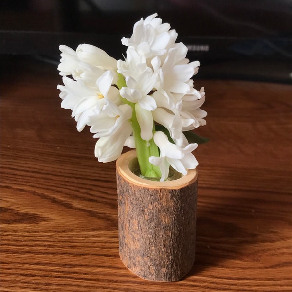 Tiny magnetic fridge vase Rustic wooden refrigerator magnet Small dry flower / Cut flower magnet vase Mother’s Day gift Fridge flower holder