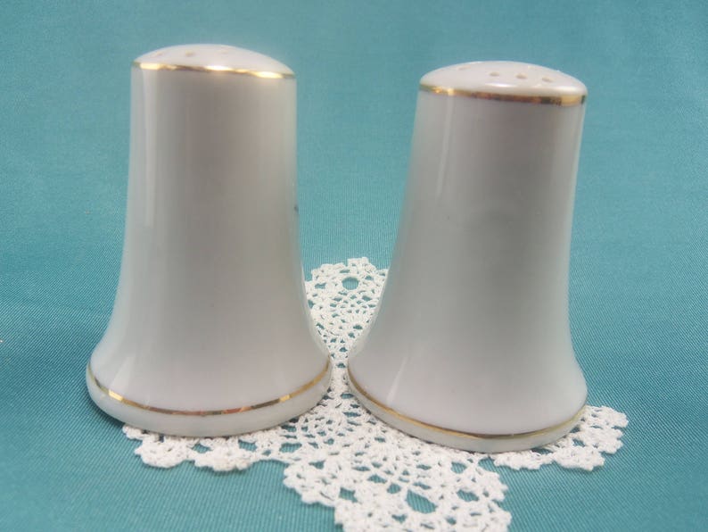 Vintage White Salt and Pepper Shakers Gray Harvest Wheat Gold Etsy