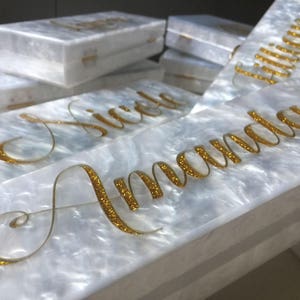 Personlig skräddarsydd handväska med namn, plexiglas, akryl, kuvertväska, kvällshandväska - Välj valfritt ord, stil och form - Handgjord - Stor rektangulär