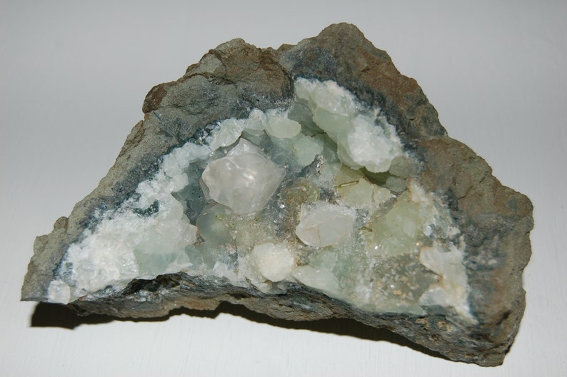 Prehnite with Sphalerite and calcite image 5