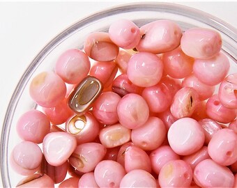 A string 16/" shell nuggets light pink 8mm beads